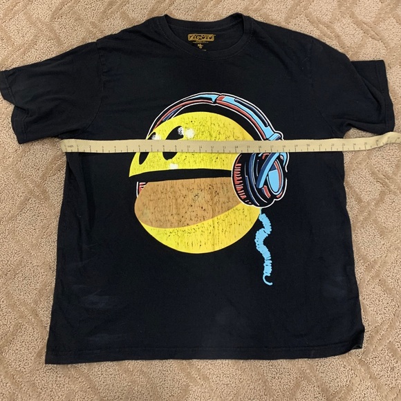 PAC-MAN Licensed T-Shirt - Picture 7 of 7